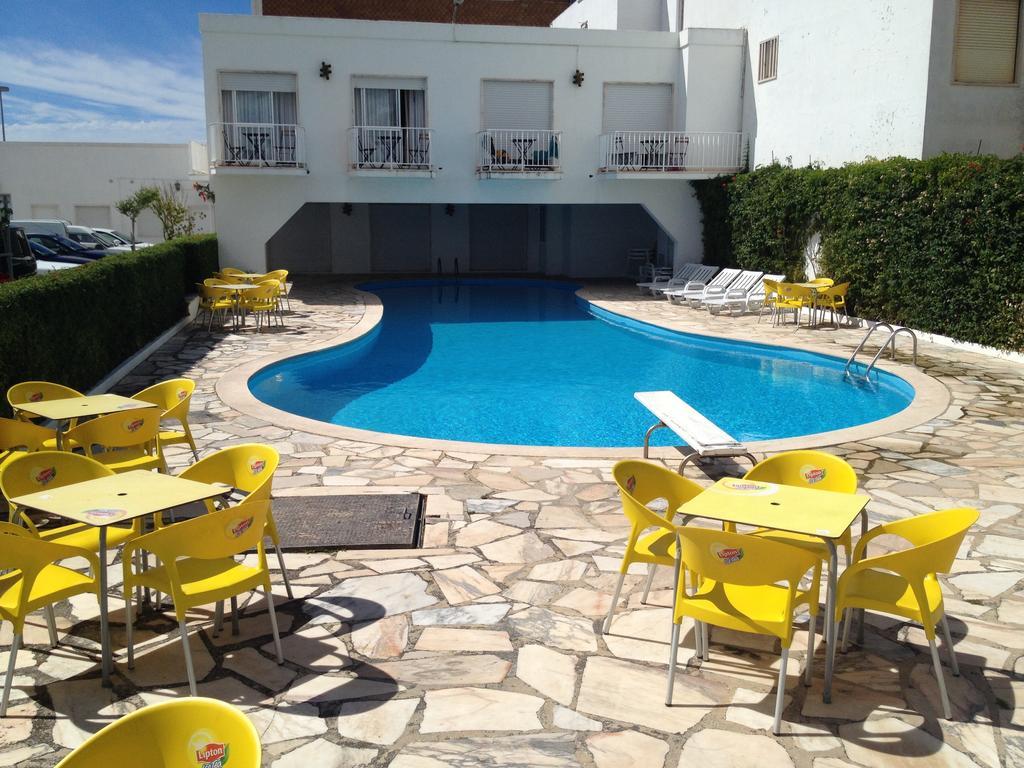 Granada Holidays Guest House São Martinho do Porto Eksteriør bilde