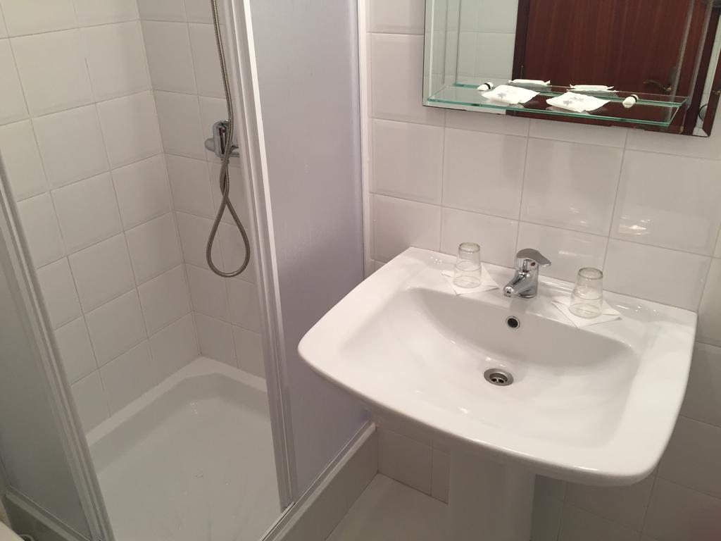 Granada Holidays Guest House São Martinho do Porto Rom bilde