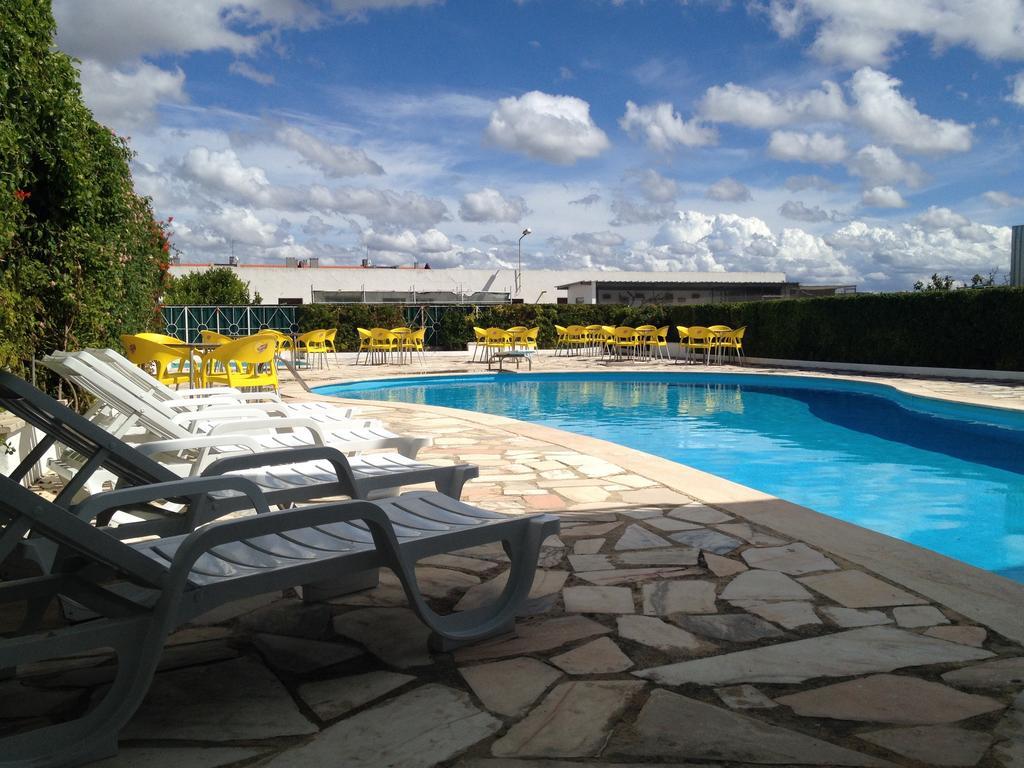 Granada Holidays Guest House São Martinho do Porto Eksteriør bilde