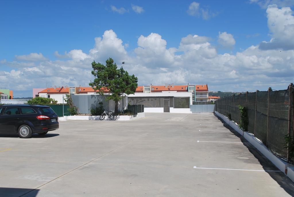 Granada Holidays Guest House São Martinho do Porto Eksteriør bilde