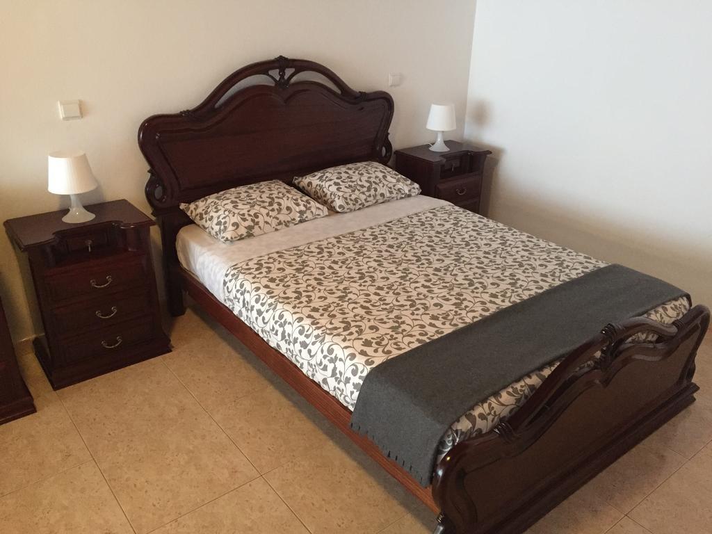 Granada Holidays Guest House São Martinho do Porto Eksteriør bilde
