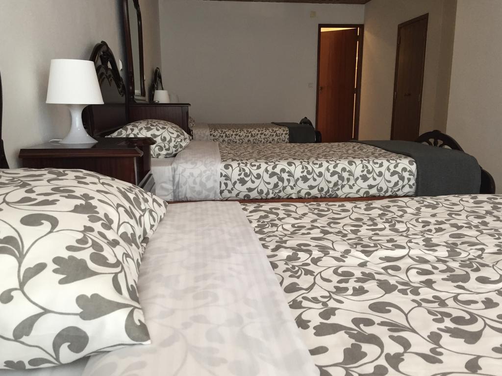 Granada Holidays Guest House São Martinho do Porto Eksteriør bilde